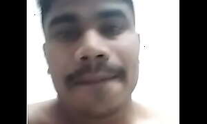 MOHAMMAD SAMEER VIDEOCALL MASTURBATING VIDEO IN BATHROOM !